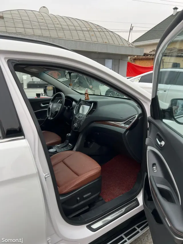 Hyundai Santa Fe 2014 · 2.0 AT