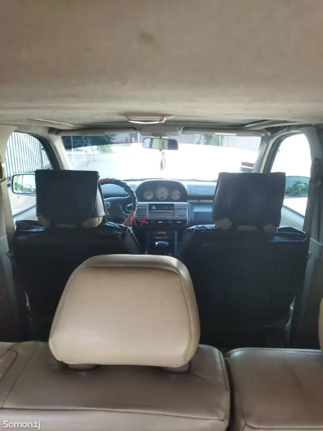 Nissan X-Trail 2004 · 2.5 AT
