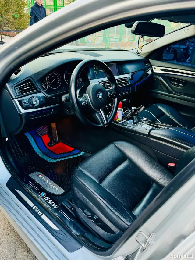BMW 5 series 2012 · 2.0 AT