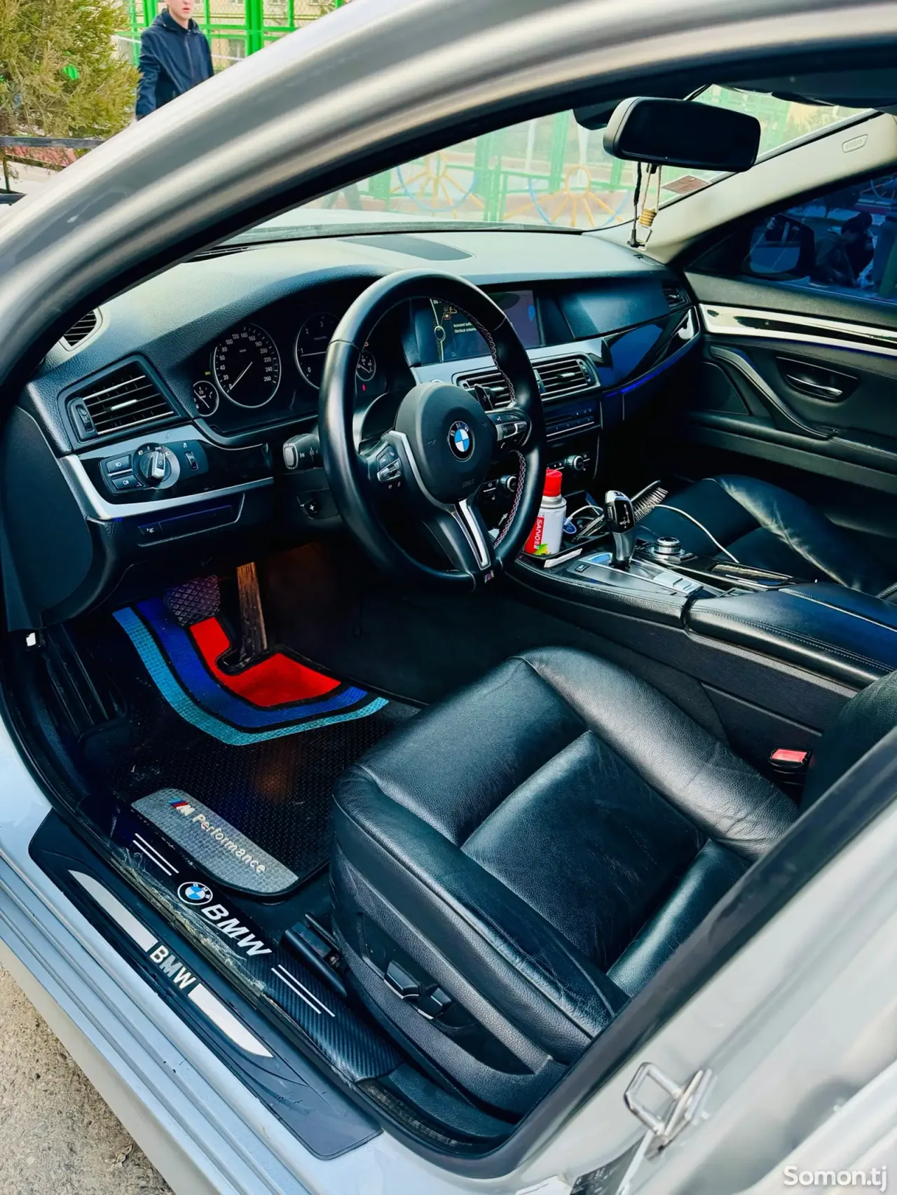 BMW 5 series 2012 · 2.0 AT