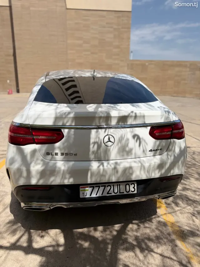Mercedes-Benz GLE class 2016 · 3.0 AT