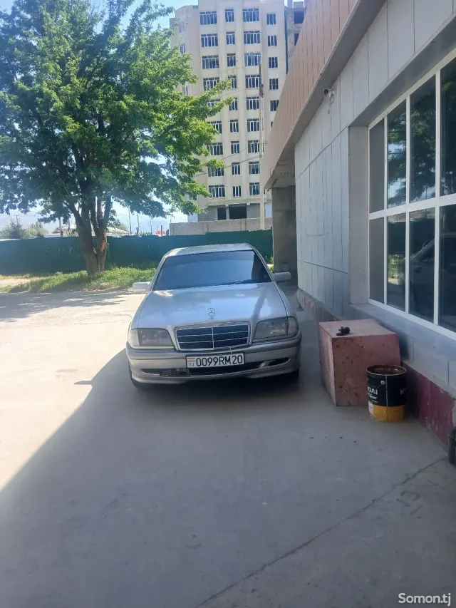 Mercedes-Benz C class 1994 · 1.8 MT