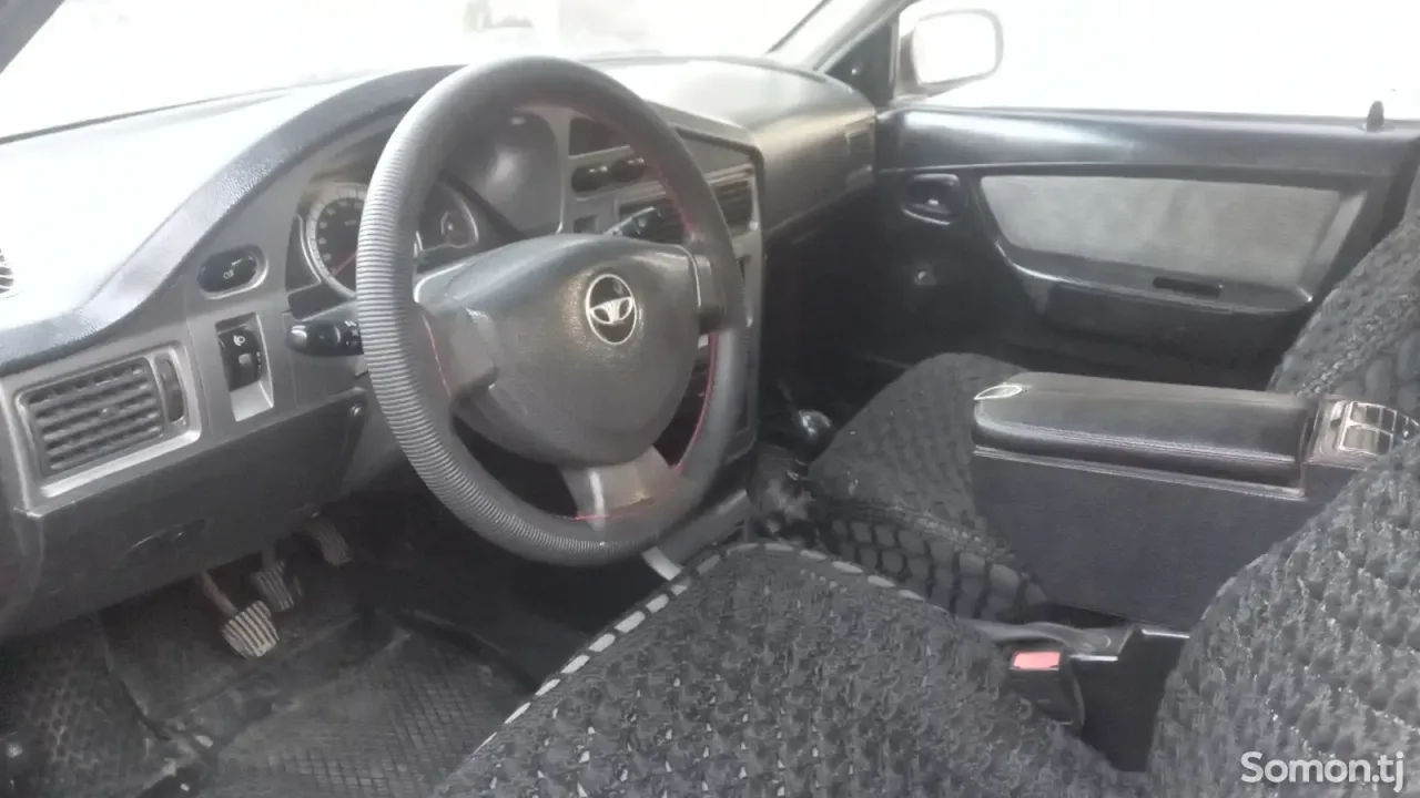 Daewoo Nexia 2010 · 1.5 MT