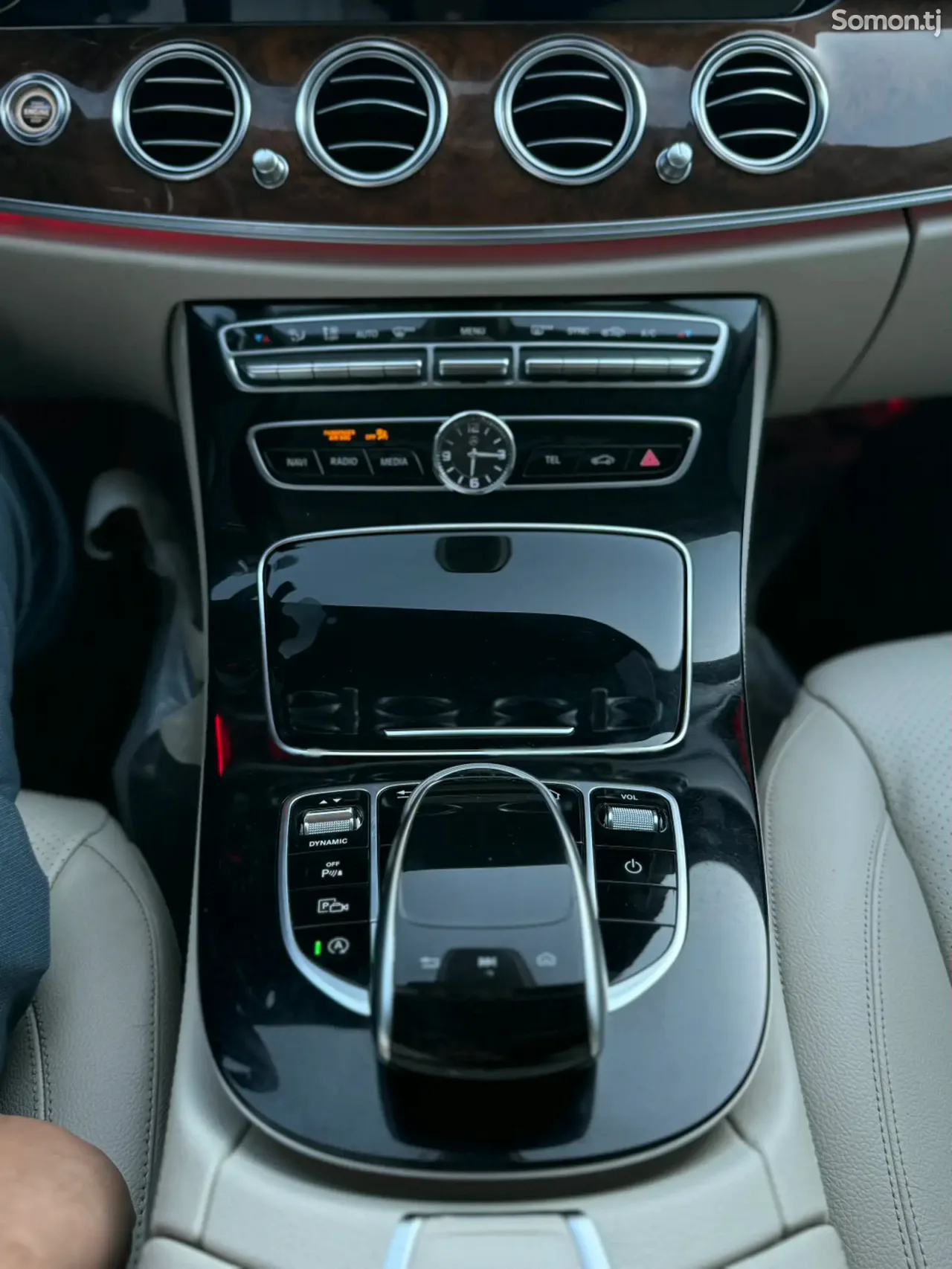 Mercedes-Benz E class 2017 · 2.0 AT