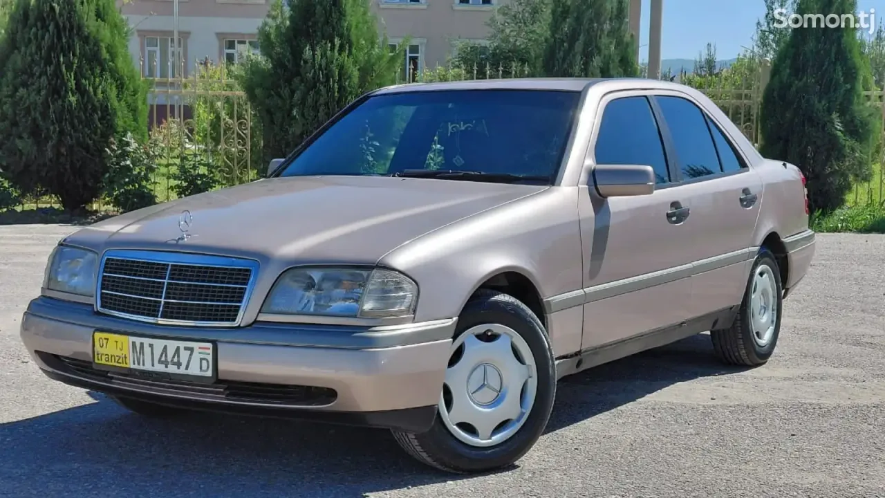 Mercedes-Benz C class 1995 · 2.0 MT
