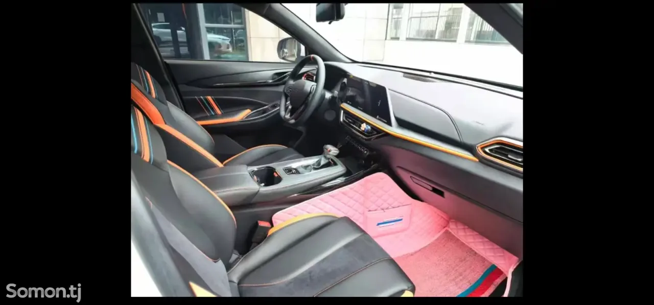 Changan UNI-T 2022 · 1.5 AT