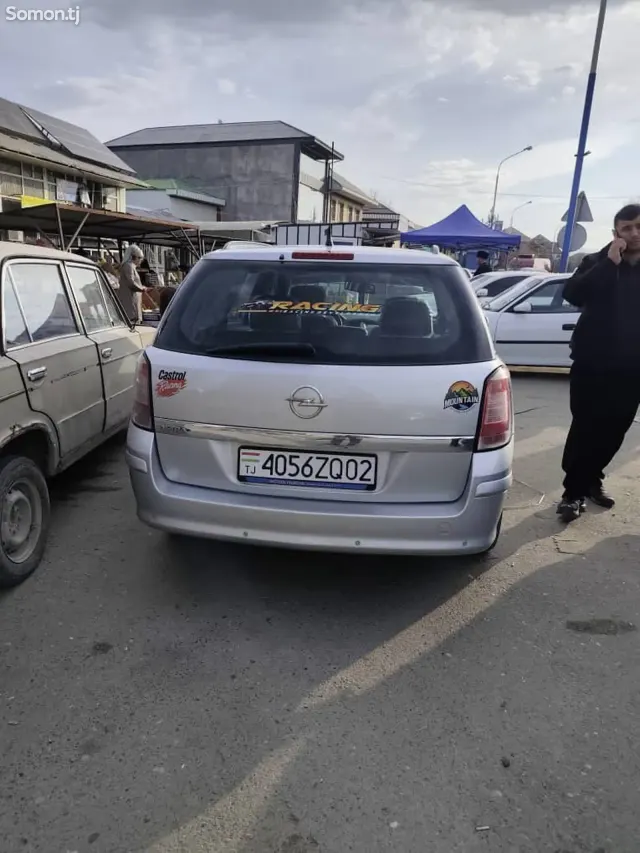 Opel Astra H 2008 · 1.8 MT