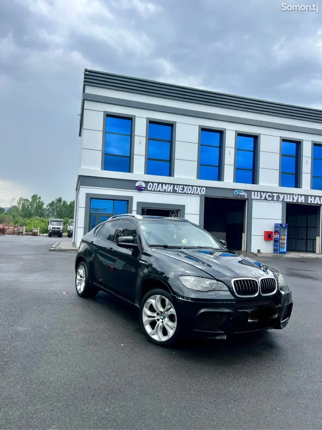 BMW X6 M 2010 · 4.4 AT