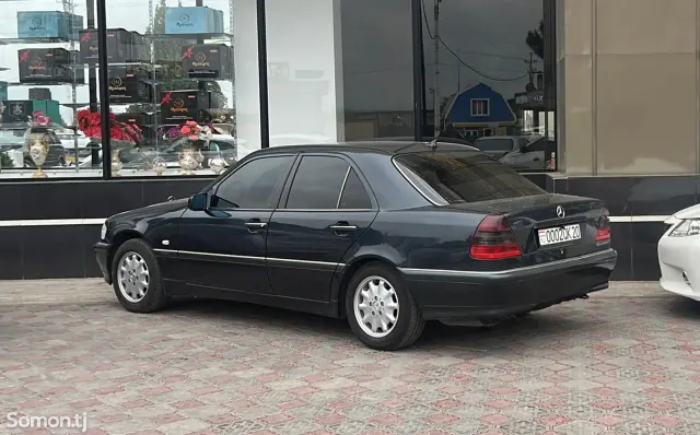 Mercedes-Benz C class 1998 · 2.4 AT