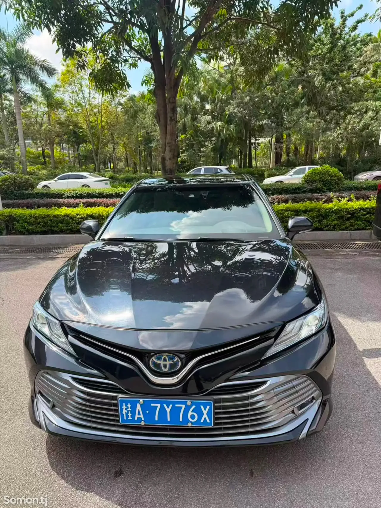 Toyota Camry 2020 · 2.5 AT