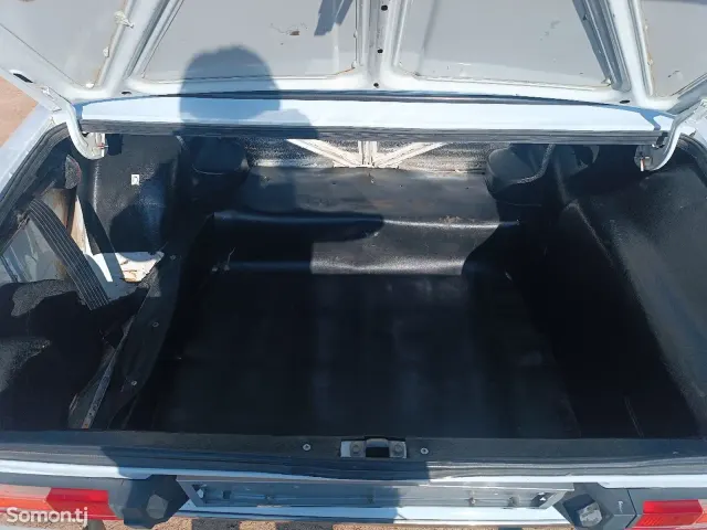 Lada (ВАЗ) 2106 2001 · 1.6 MT