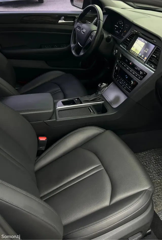 Hyundai Sonata 2014 · 2.0 AT