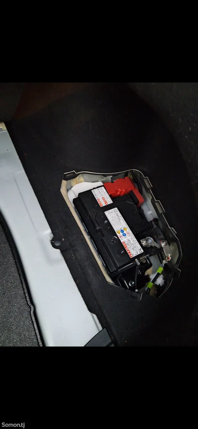 Toyota Camry 2018 · 2.5 AT