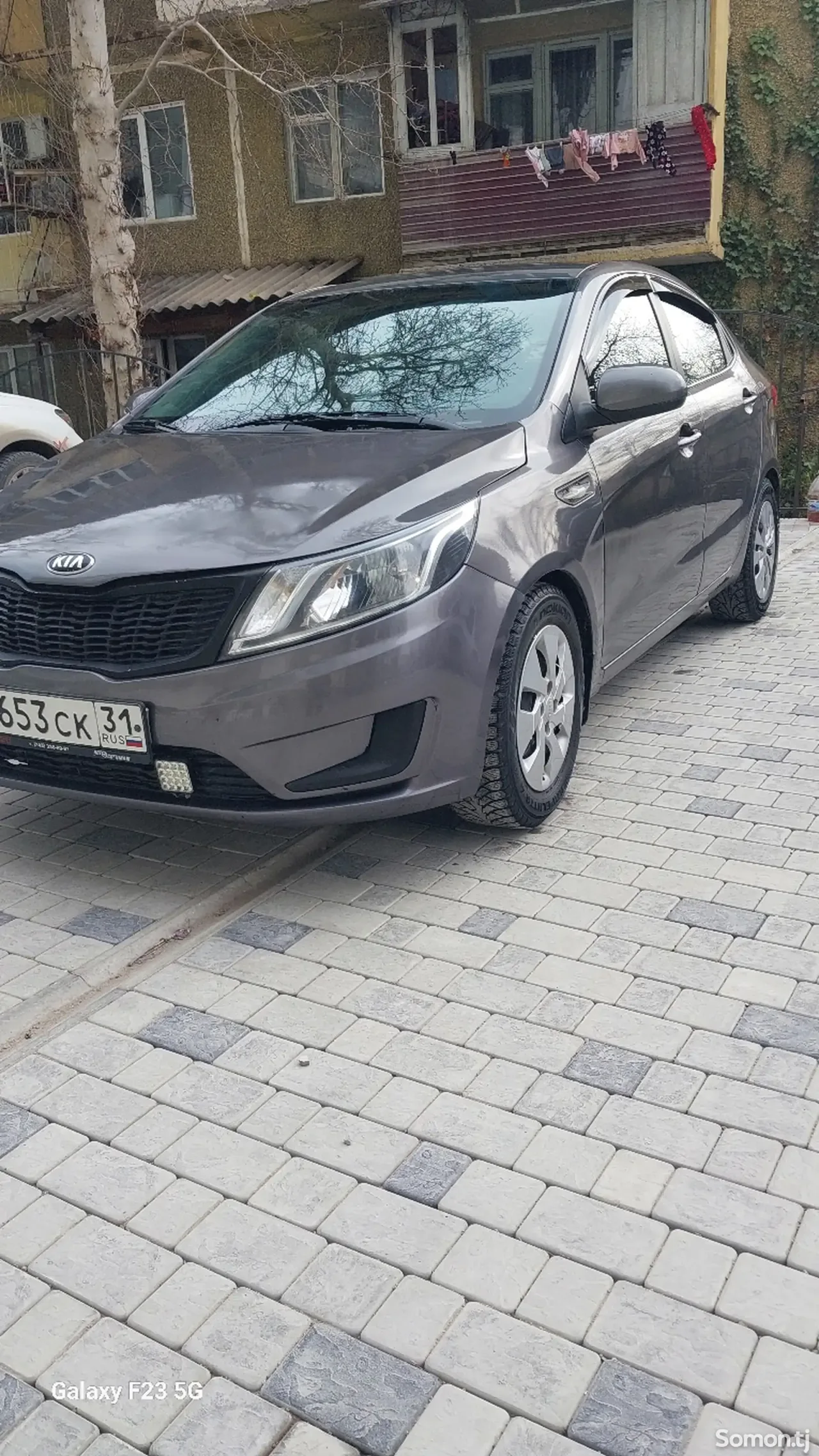 Kia Rio 2015 · 1.4 MT