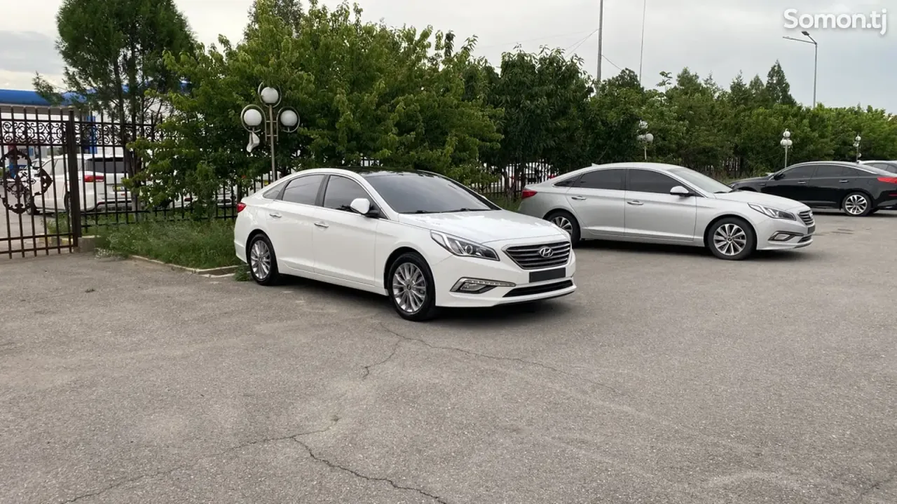 Hyundai Sonata 2015 · 2.0 AT