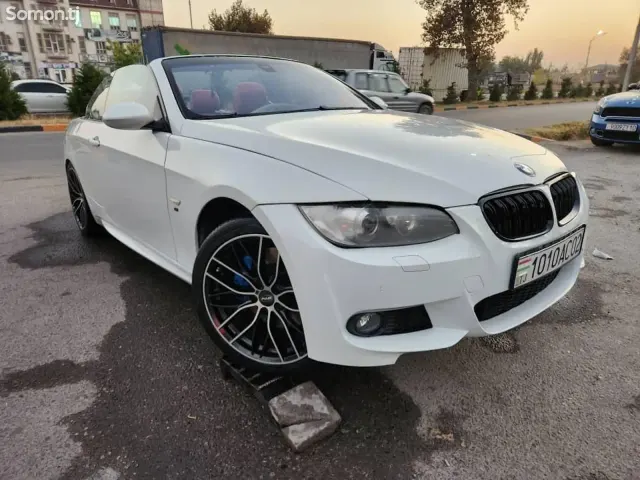 BMW 7 series 2011 · 2.0 AT