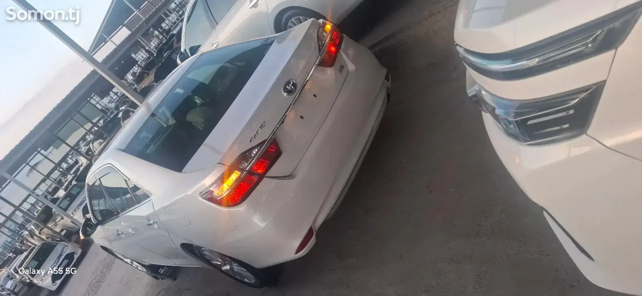 Toyota Camry 2015 · 2.5 AT