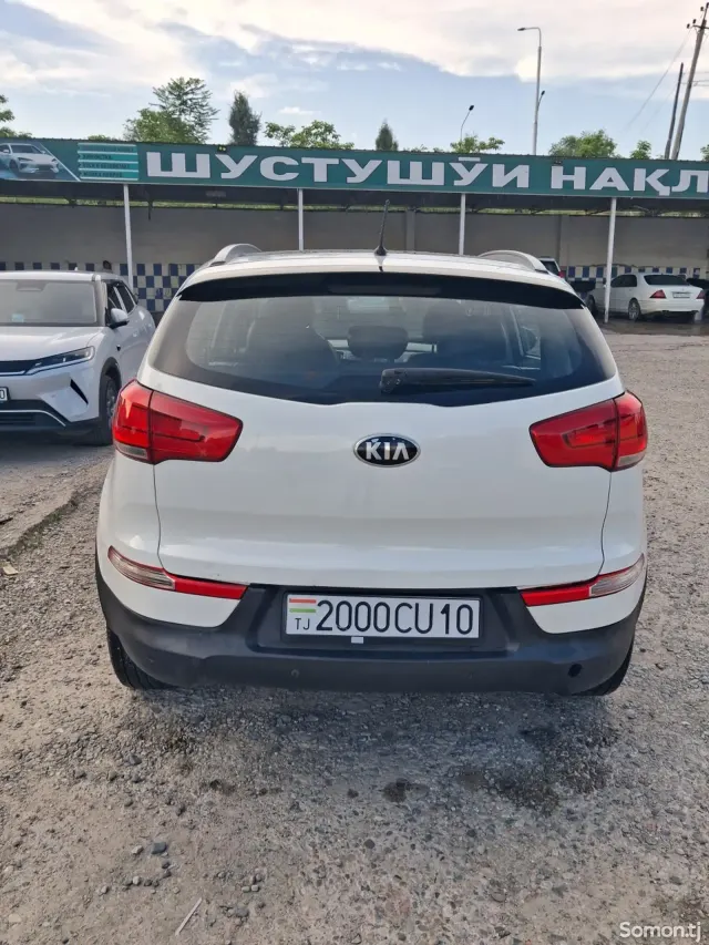Kia Sportage 2015 · 2.0 AT
