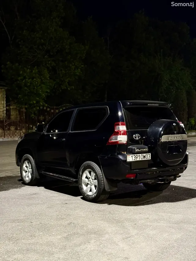 Toyota Land Cruiser Prado 2015 · 2.5 AT