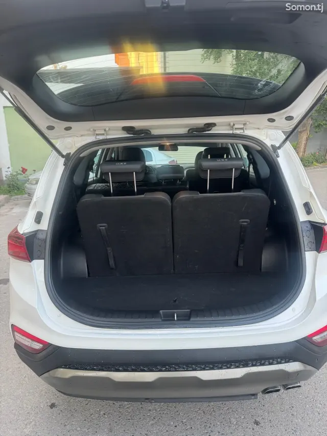 Hyundai Santa Fe 2018 · 2.0 AT