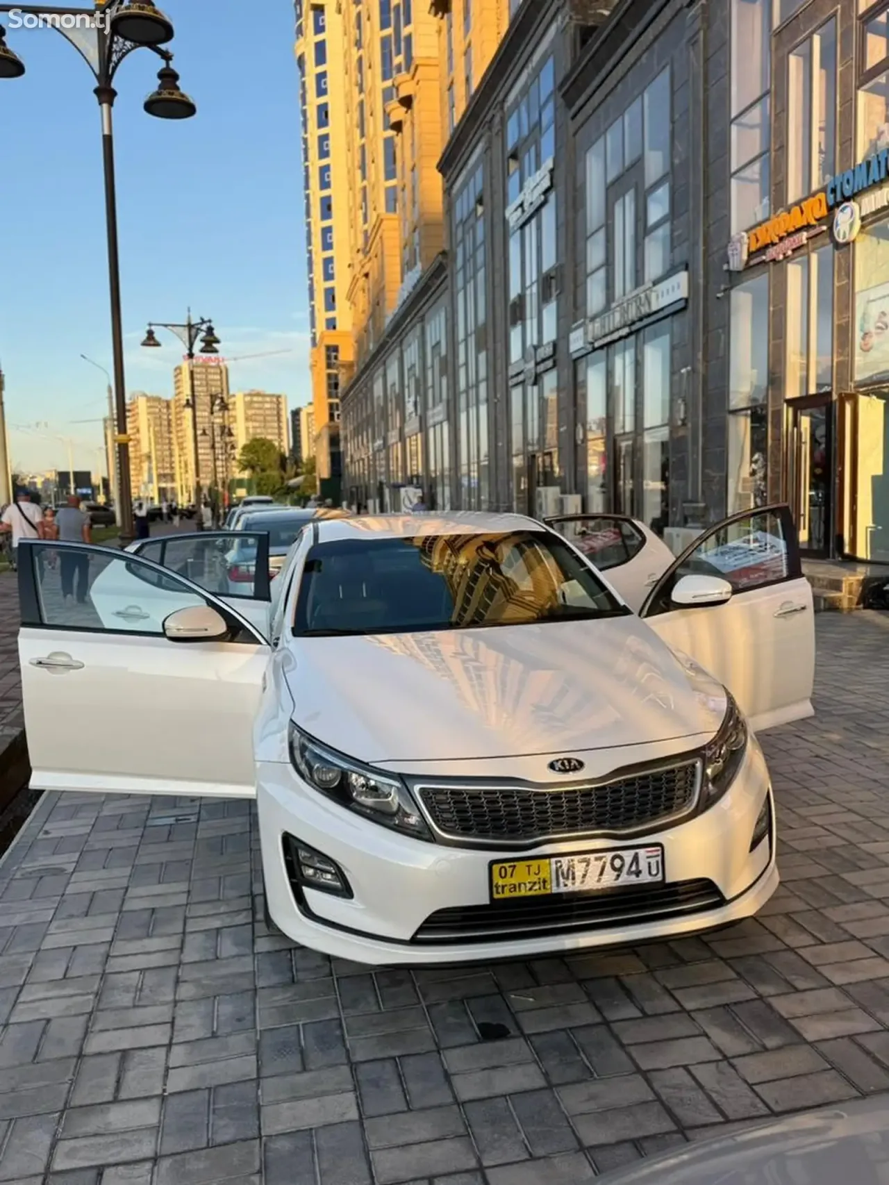 Kia K5 2015 · AT