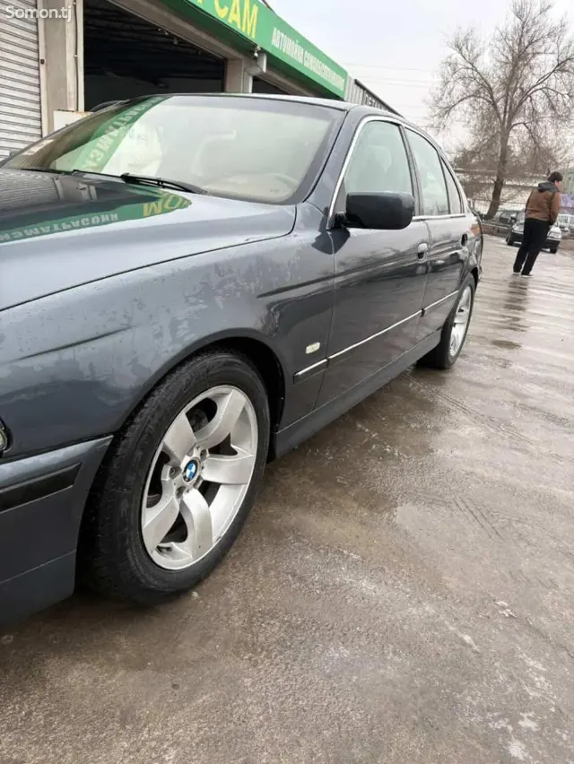 BMW 5 series 1999 · 2.5 AT