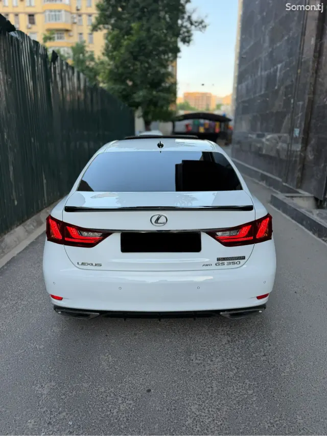 Lexus GS series 2015 · 3.5 AT