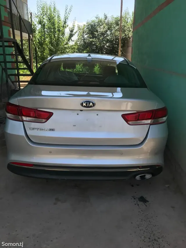 Kia Optima 2018 · 2.4 AT