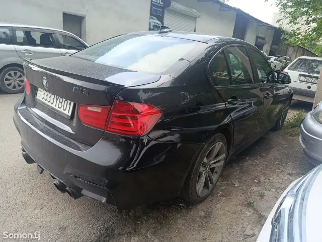 BMW 3 series 2014 · 2.0 AT