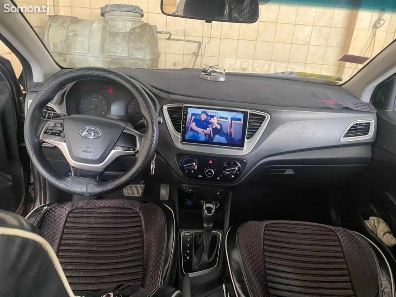 Hyundai Solaris 2019 · 1.6 AT