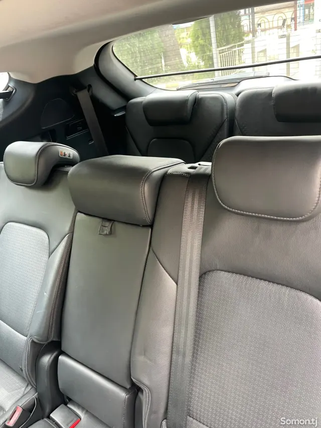 Hyundai Santa Fe 2015 · 2.0 AT