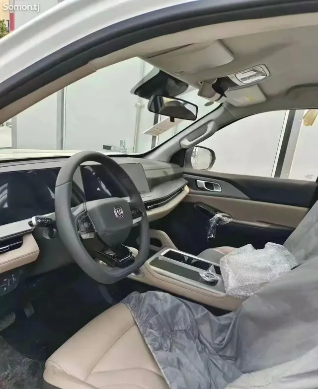 Changan Hunter Plus 2025 · 2.0 AT