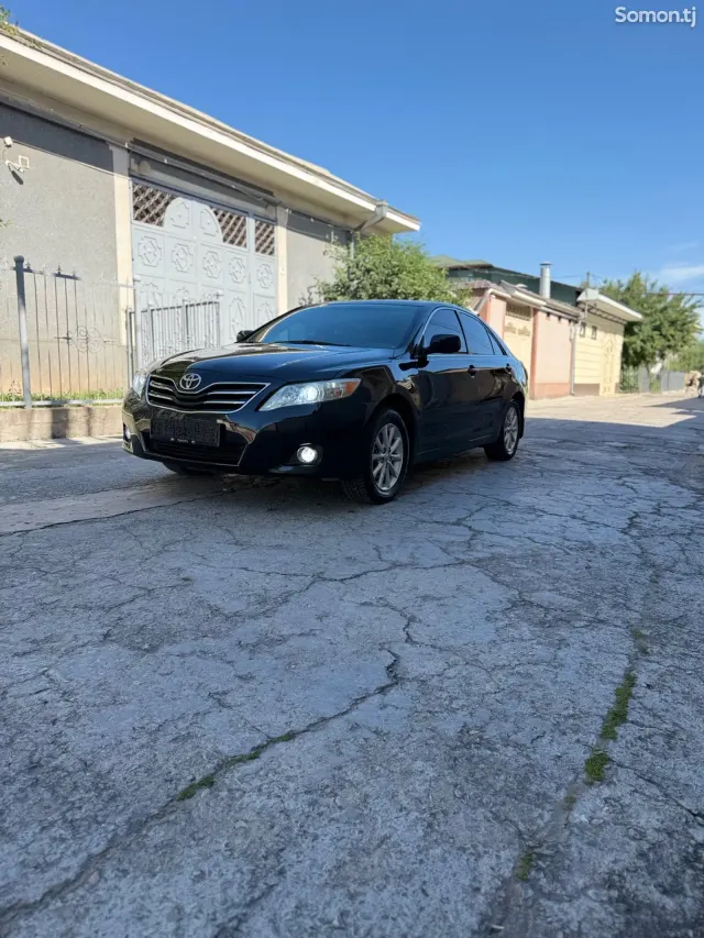Toyota Camry 2007 · 2.4 AT