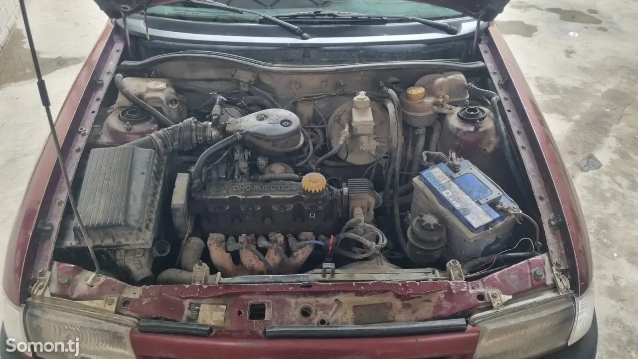 Opel Astra F 1992 · 1.6 MT