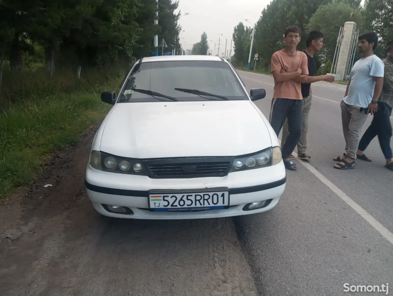 Daewoo Nexia 1994 · 1.6 MT
