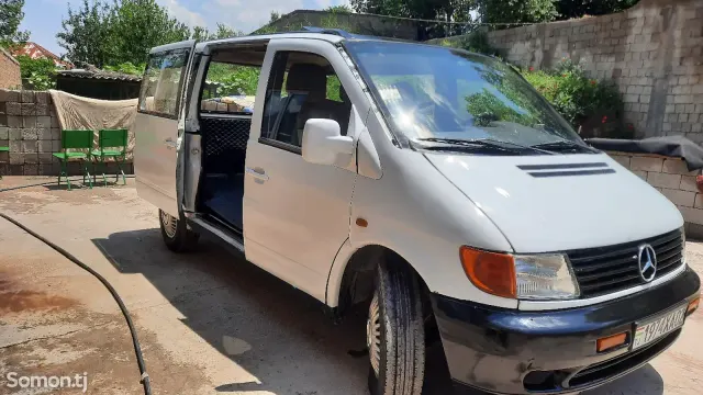 Mercedes-Benz Viano 1997 · 2.4 MT