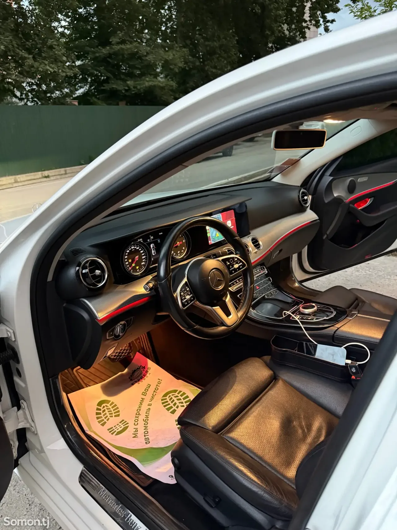 Mercedes-Benz E class 2018 · 2.2 AT