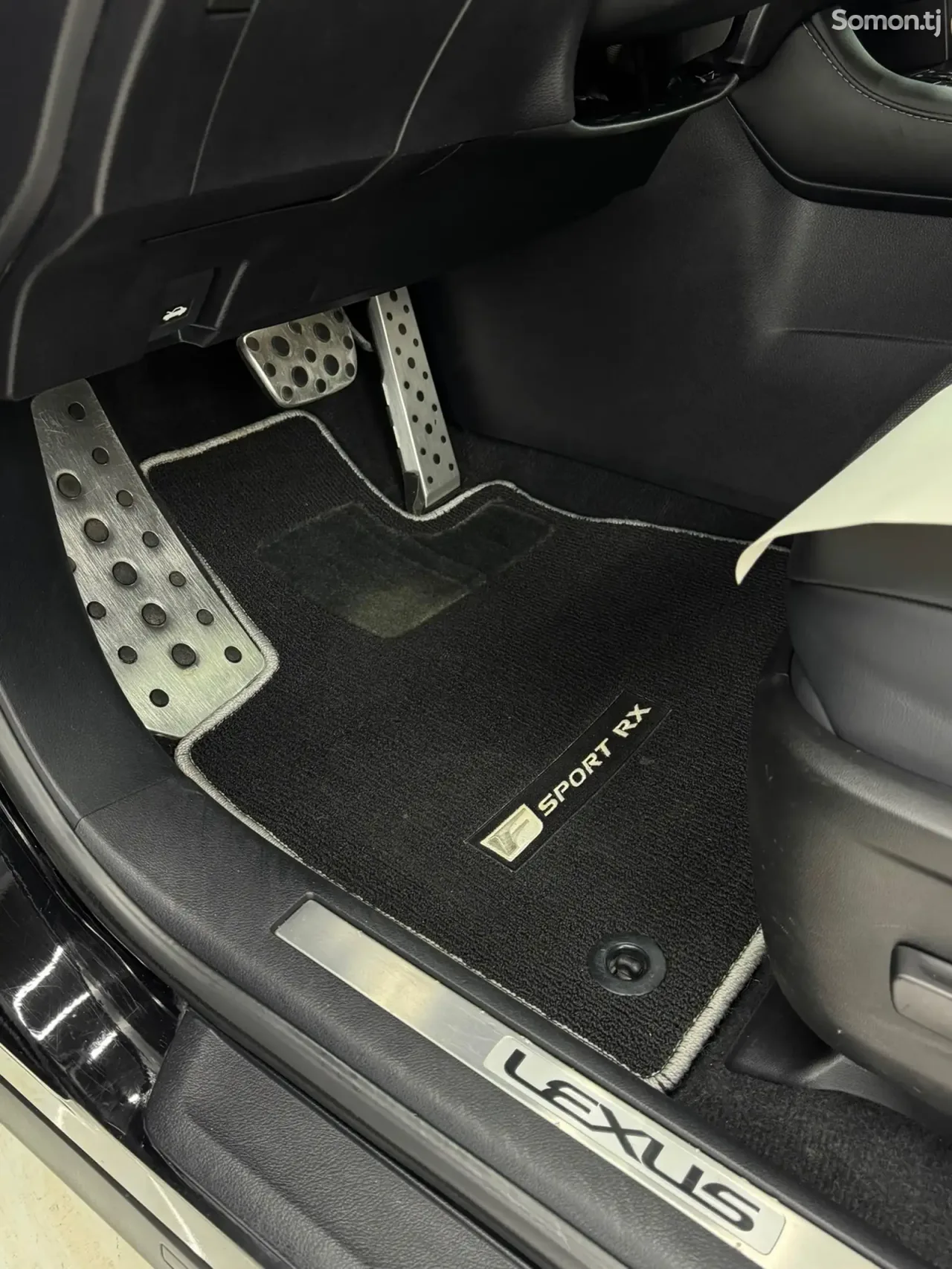 Lexus RX series 2020 · 3.5 AT
