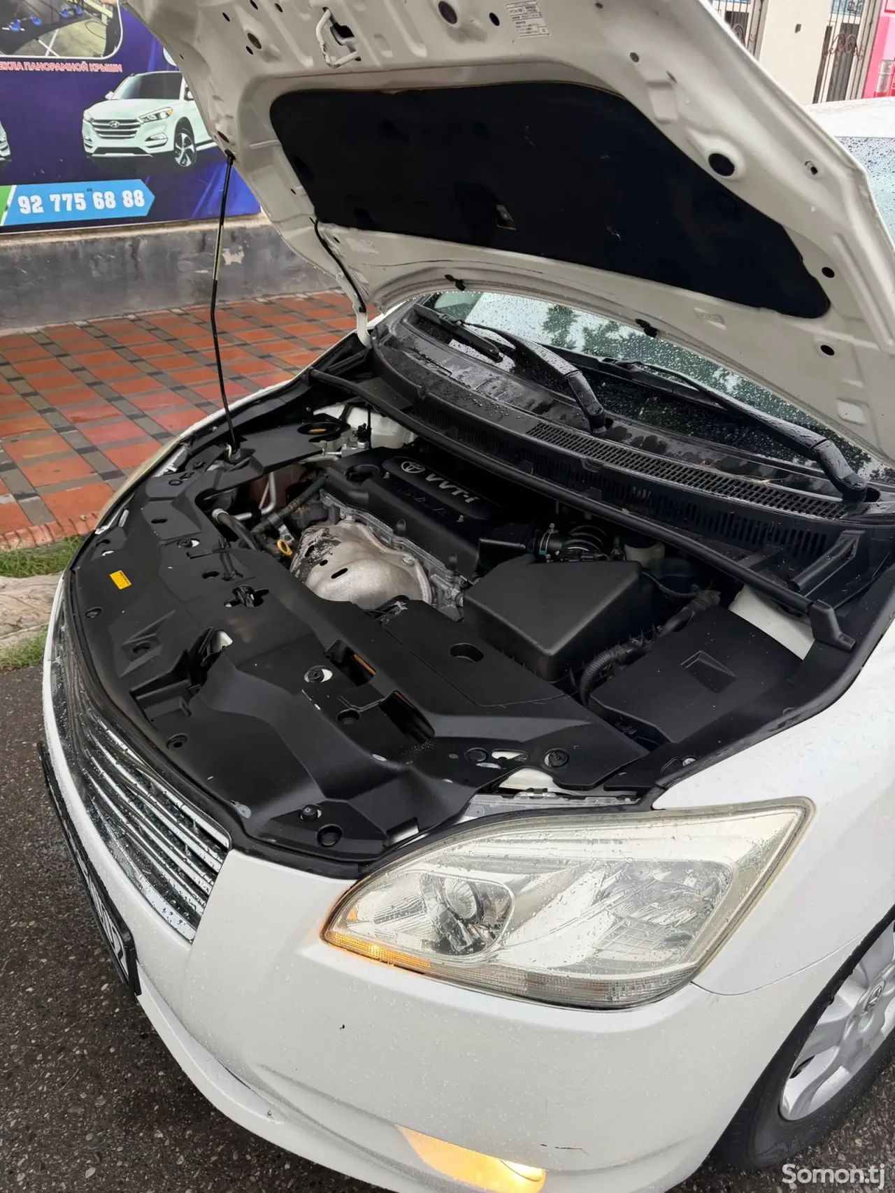 Toyota Mark X ZiO 2010 · 2.4 AT