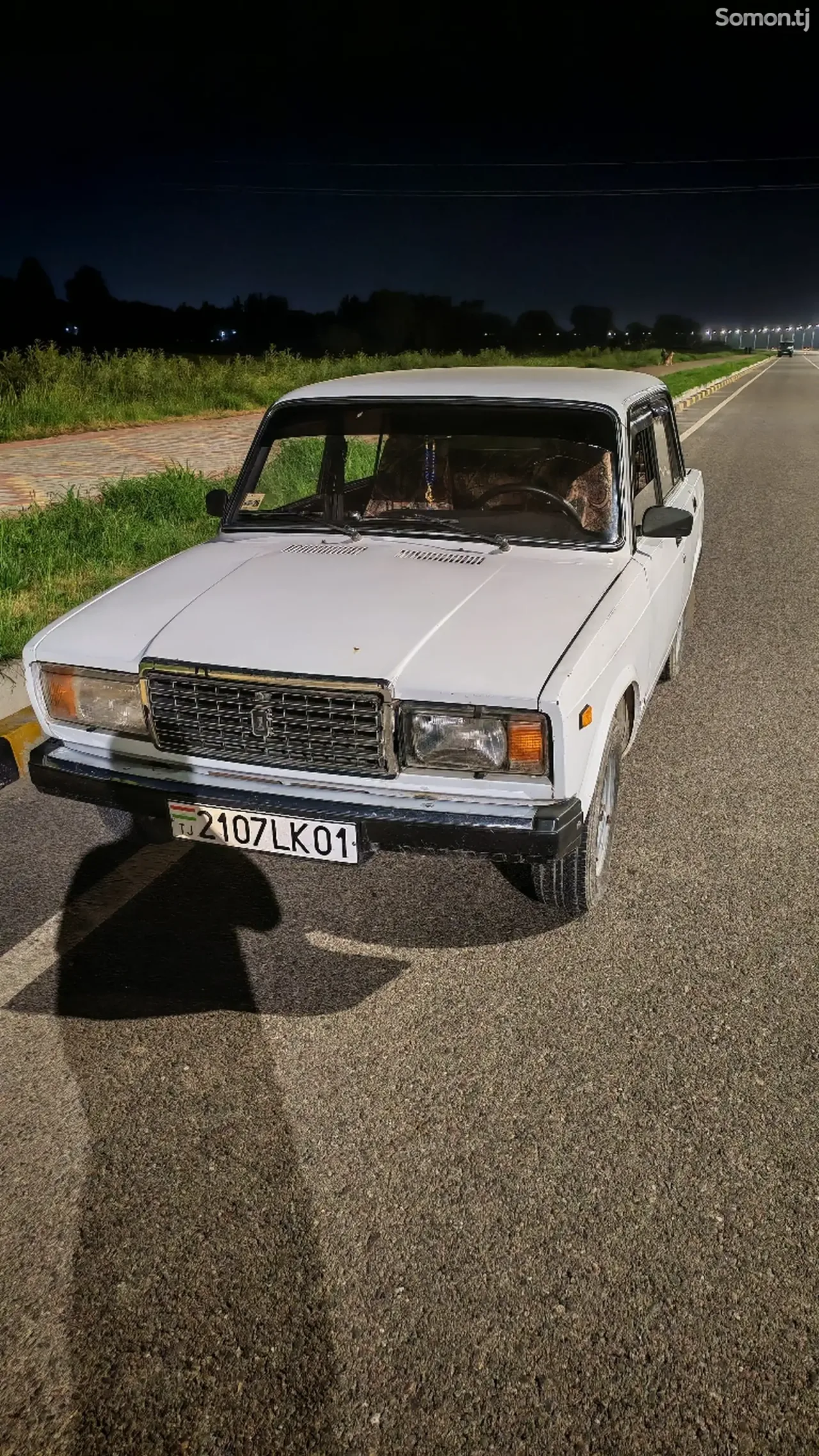 Lada (ВАЗ) 2107 2000 · 1.5 MT