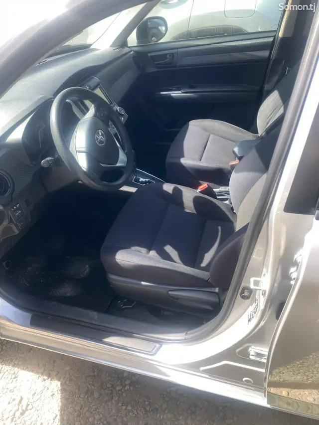Toyota Fielder 2014 · 1.5 AT
