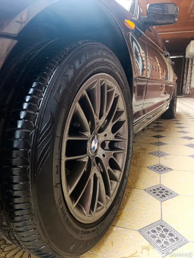 BMW 3 series 2002 · 1.8 MT