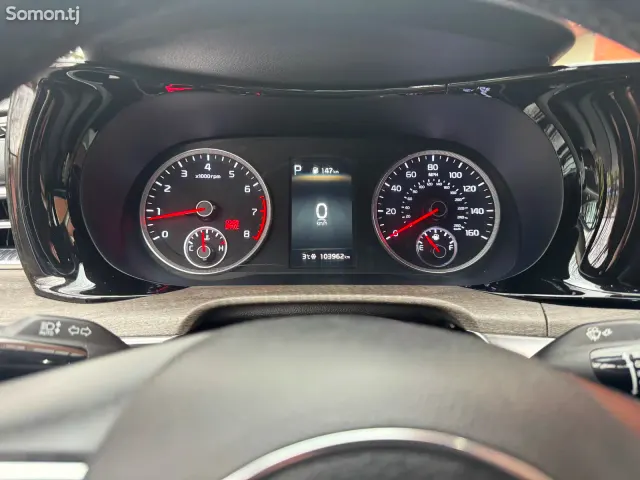 Kia K5 2022 · 1.6 AT