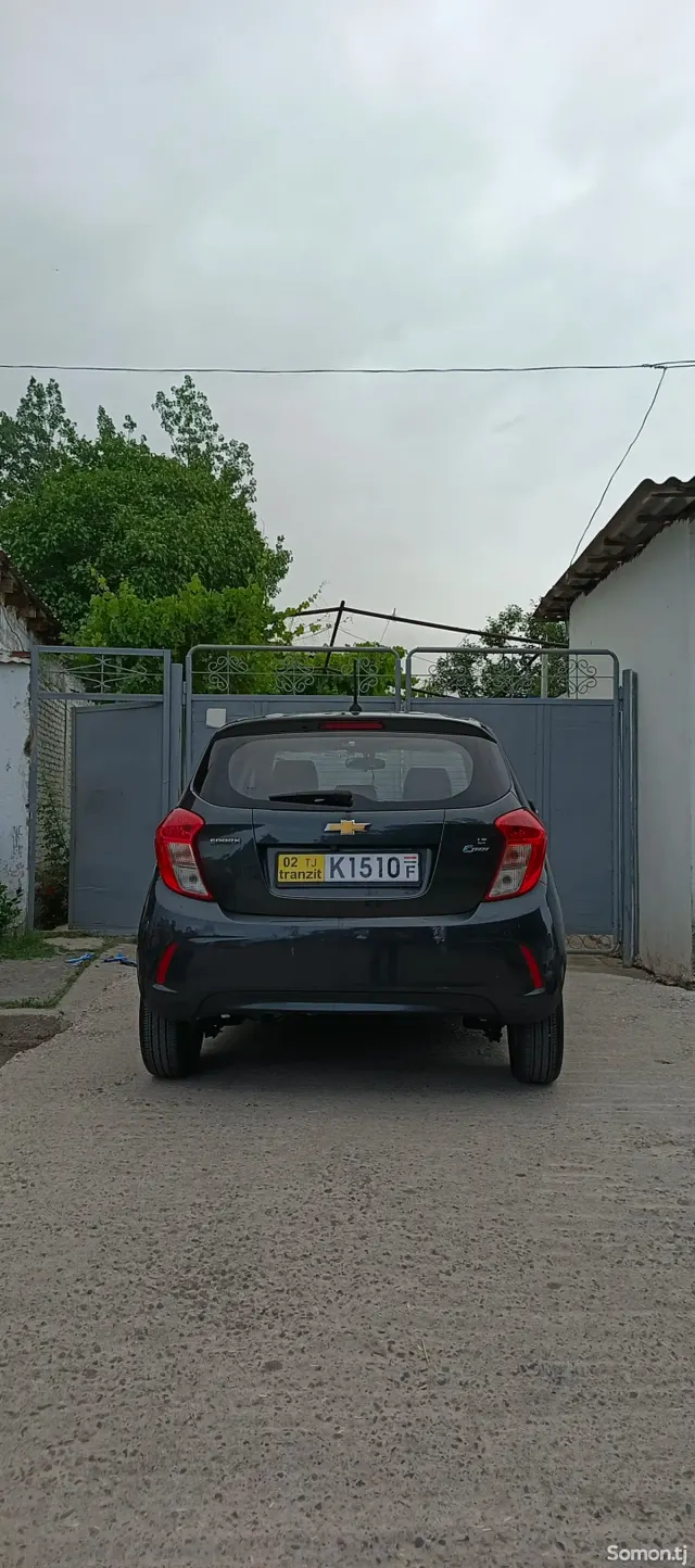 Chevrolet Spark 2016 · 1.3 AT