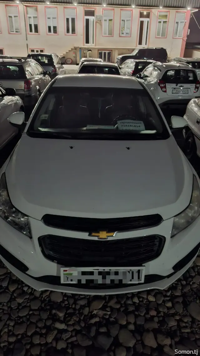 Chevrolet Cruze 2016 · 1.8 AT