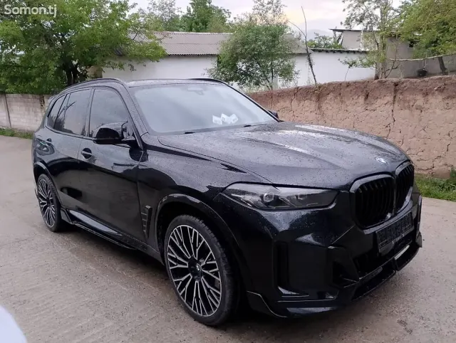 BMW X5 2025 · 3.0 AT