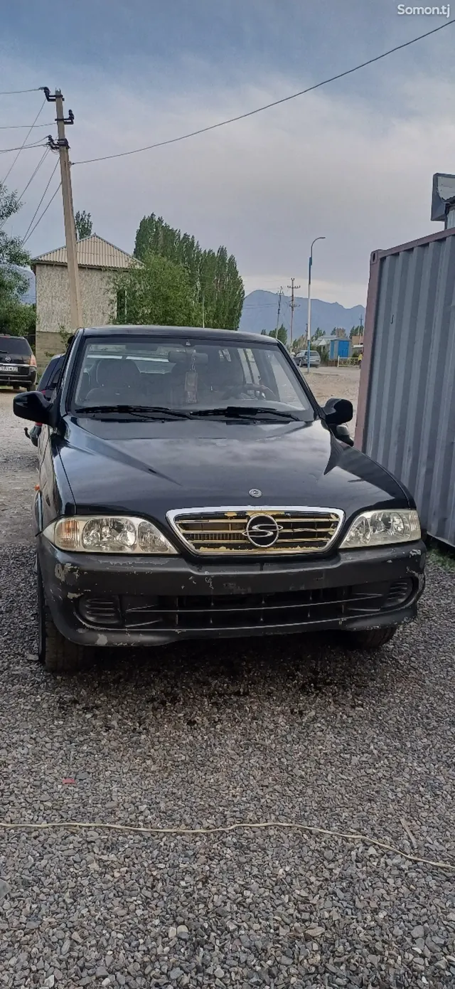 Ssang Yong Musso 2003 · 2.9 MT
