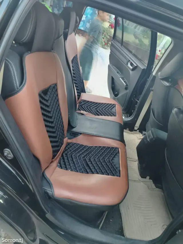 Toyota Fielder 2014 · 1.5 AT