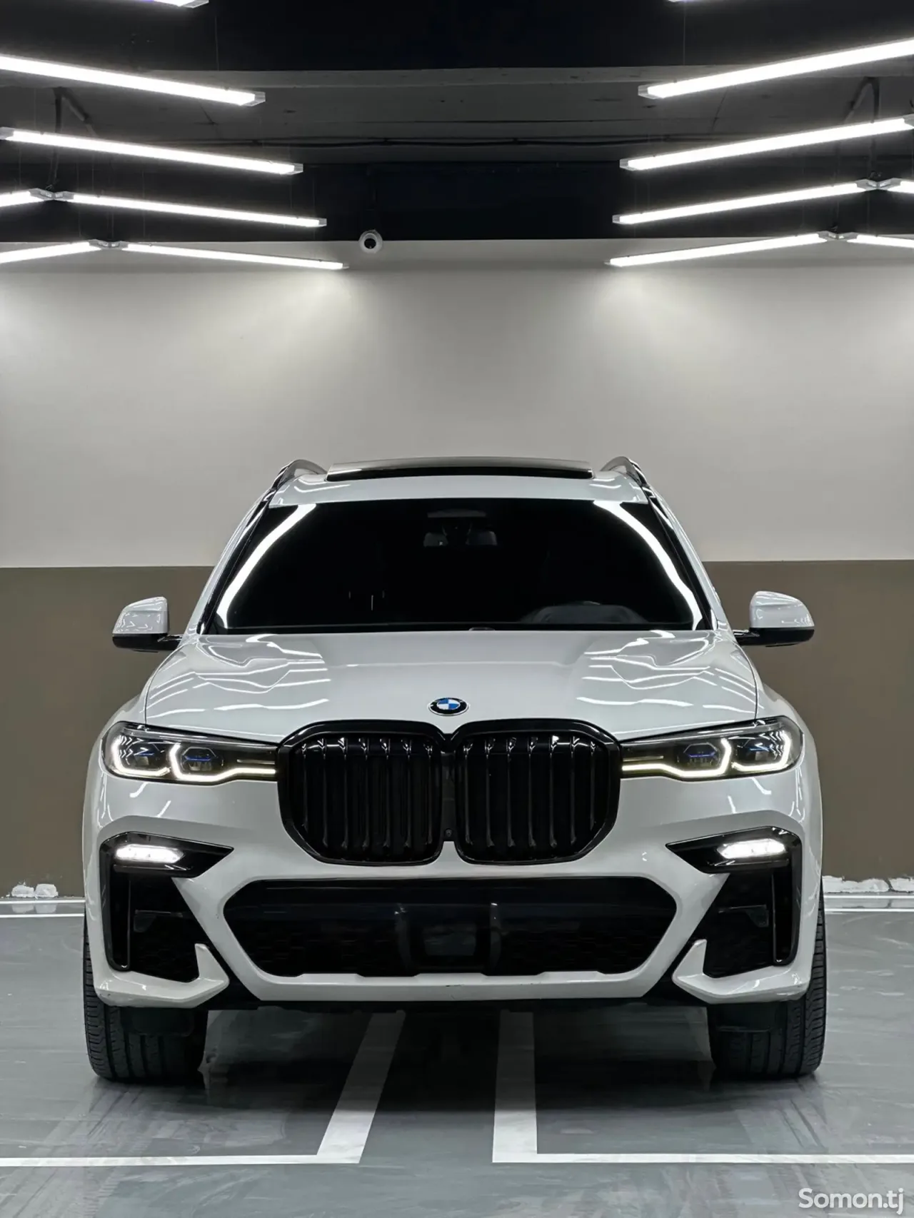 BMW X7 2021 · 4.0 AT