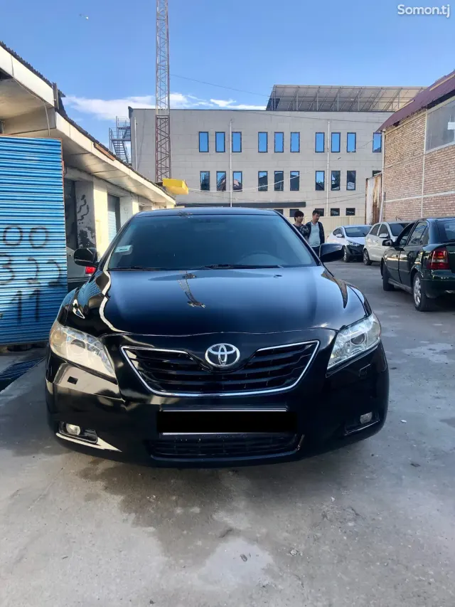 Toyota Camry 2008 · 2.4 AT